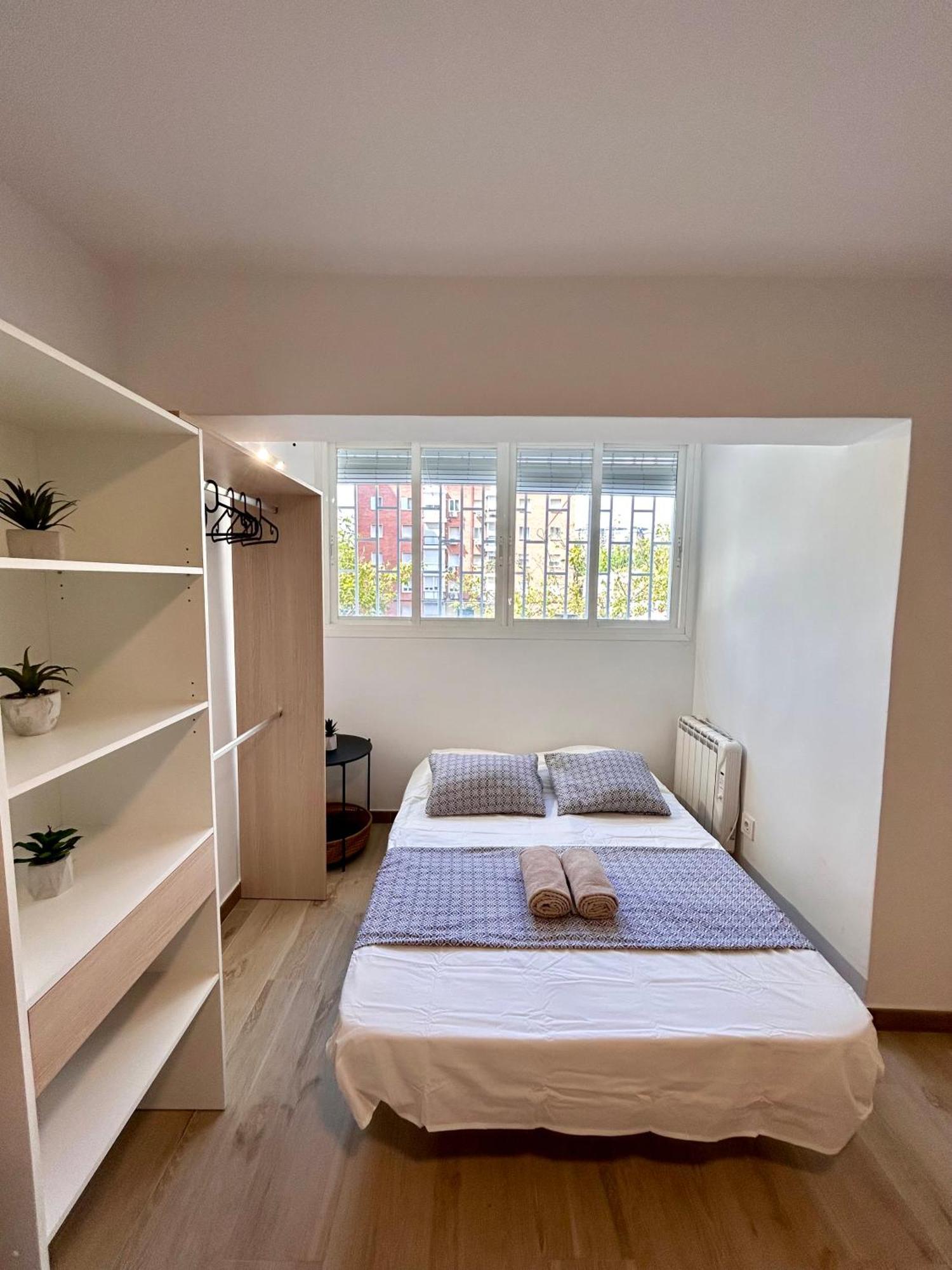 Apartamentos Ribadeo Madrid Exterior foto